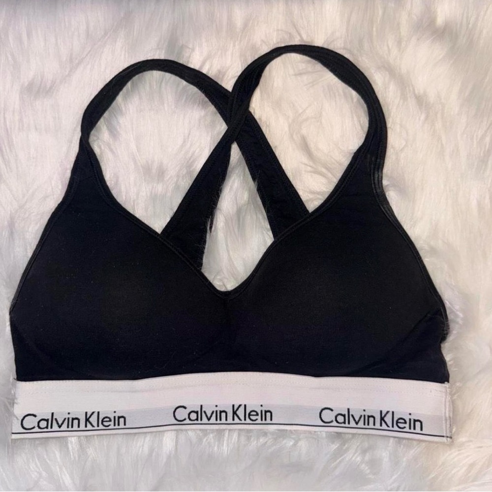 Calvin Klein Push-Up Sports Bra